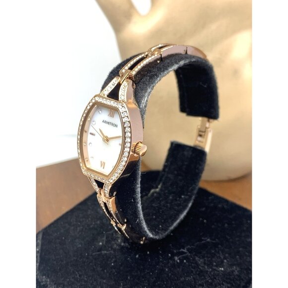 Armitron Women\'s Watch 75-5902RG Quartz Mother of Pearl Dial Rose Gold Steel main image 13